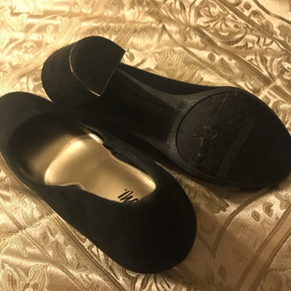 Heels - Picture 4 of 4